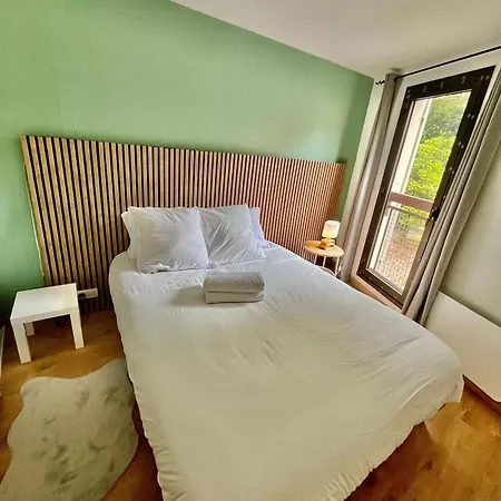 Cosy A 3 Min De La Avec Parking Prive