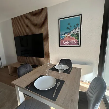 公寓 Cosy A 3 Min De La Avec Parking Prive 戛纳