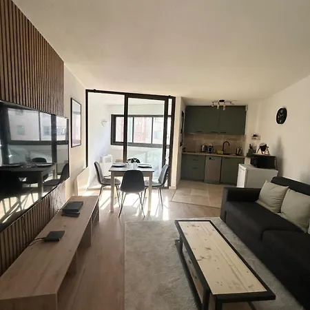 公寓 Cosy A 3 Min De La Avec Parking Prive *
